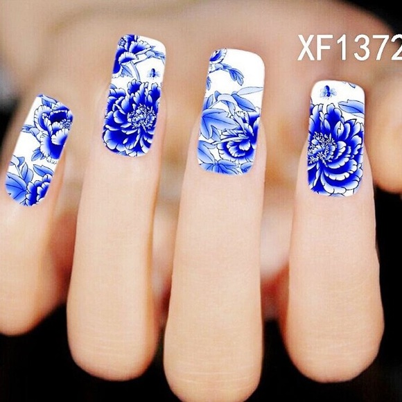 3/$12 NailArt Waterslide Tattoo Black/White Floral - Picture 6 of 7